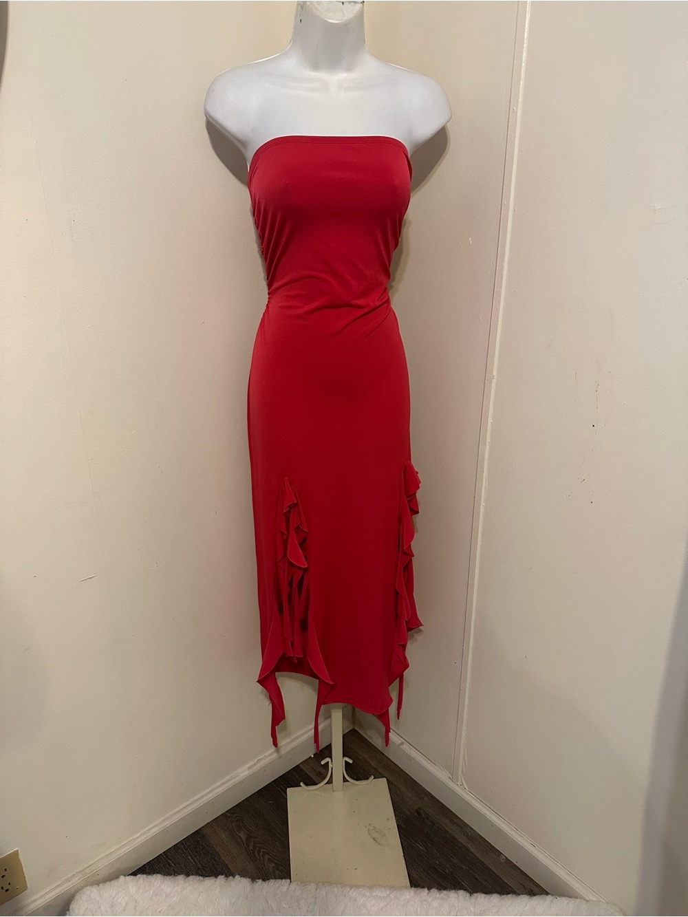 Strapless Red Ruffle Midi Dress - Picture 3 of 4